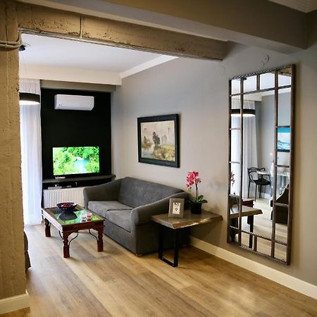 Urban Living 3 Apartman Szaloniki Kültér fotó