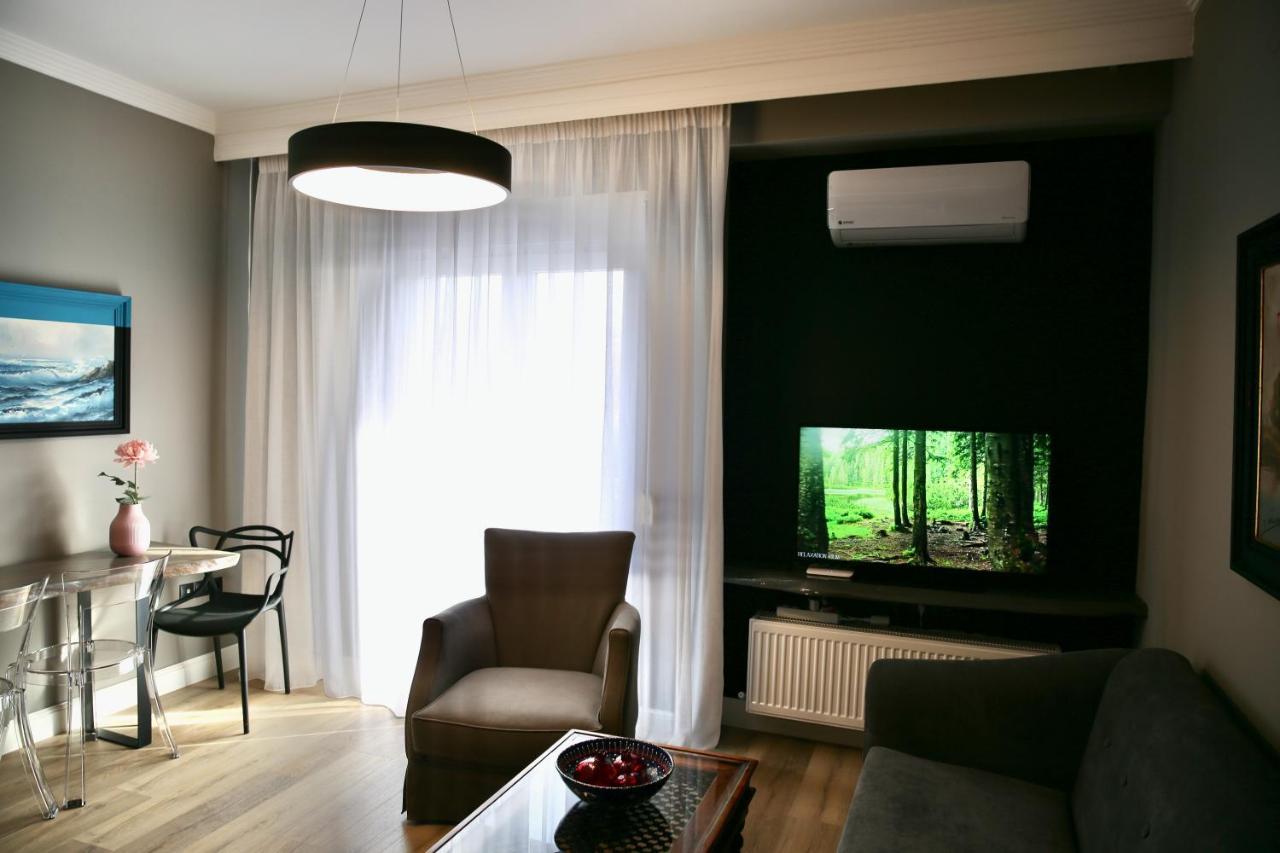 Urban Living 3 Apartman Szaloniki Kültér fotó