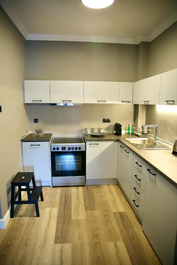Urban Living 3 Apartman Szaloniki Kültér fotó