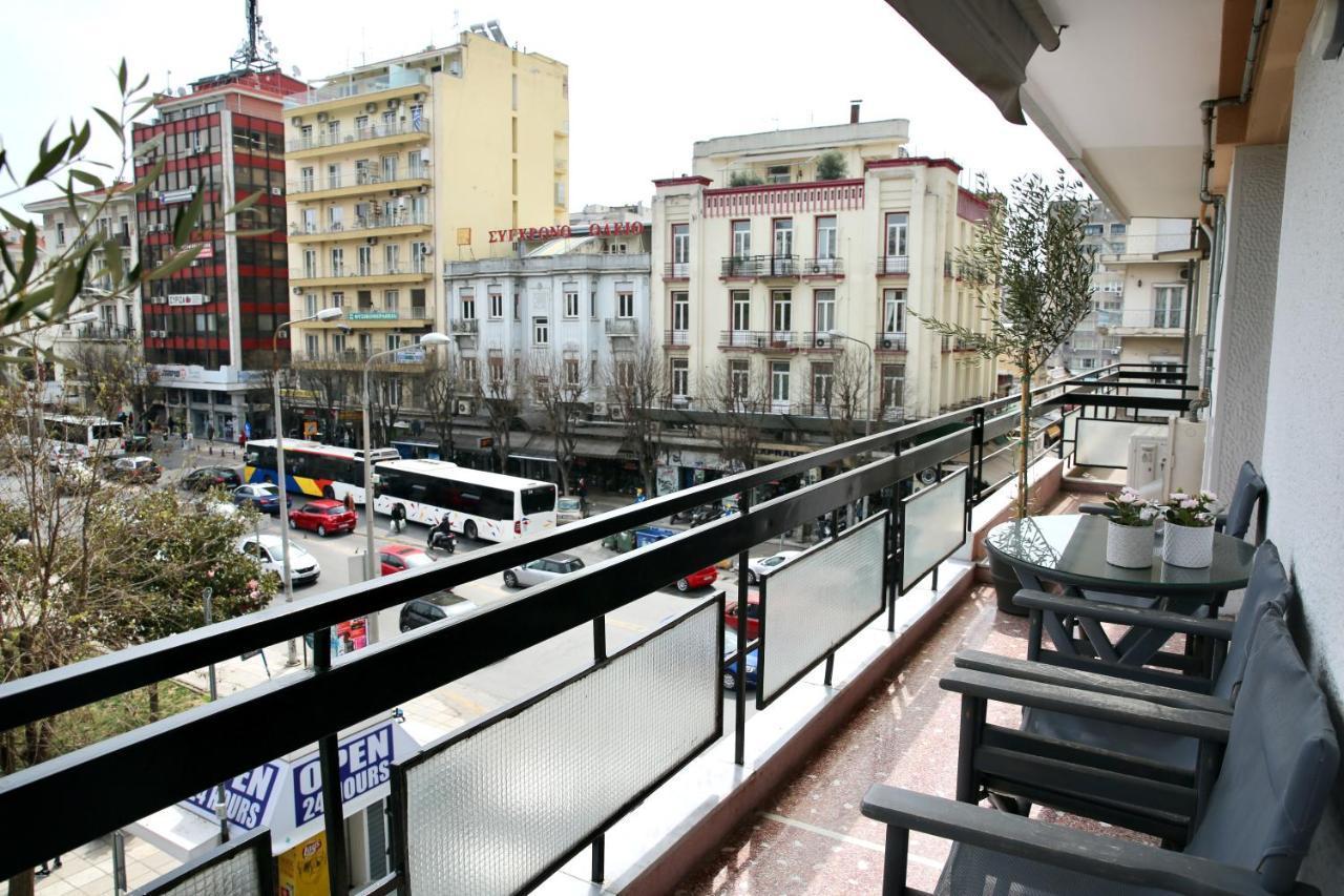 Urban Living 3 Apartman Szaloniki Kültér fotó
